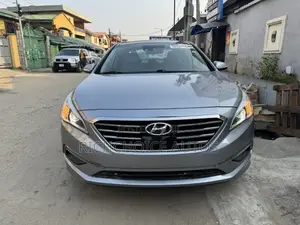 Hyundai Sonata Limited w/Brown Leather 4dr Sedan (2.4L 4cyl 6A) 2015