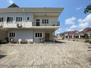 5bdrm Duplex in Lekki Phase 1 for rent