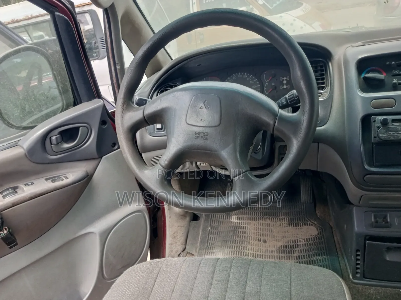 Mitsubishi Space Gear 2003 Red