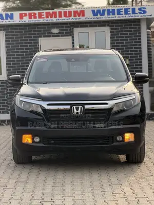 Honda Ridgeline RTS FWD Crew Cab 125.2 in. WB 2017 Black
