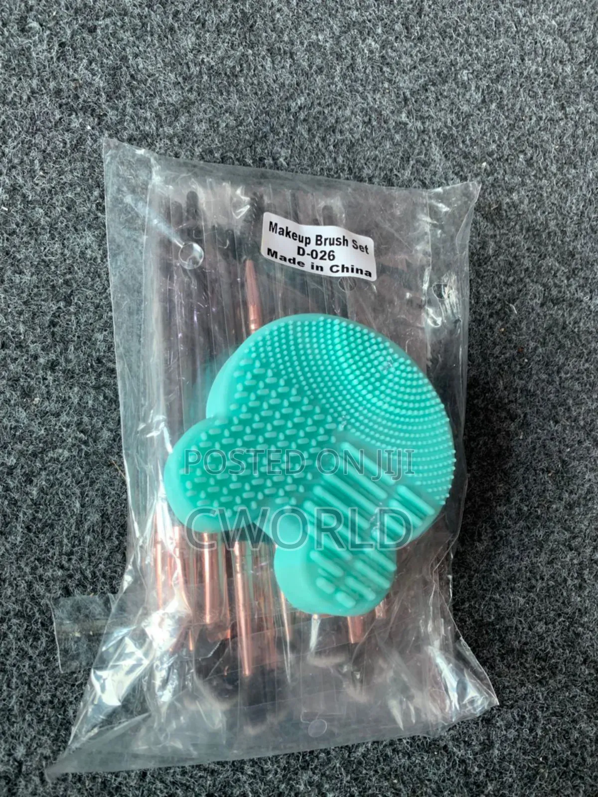 Makeup Brush Set With Brush Cleaning Mat