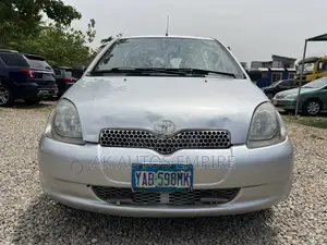 Toyota Yaris 1.0 Eco 2006 Silver