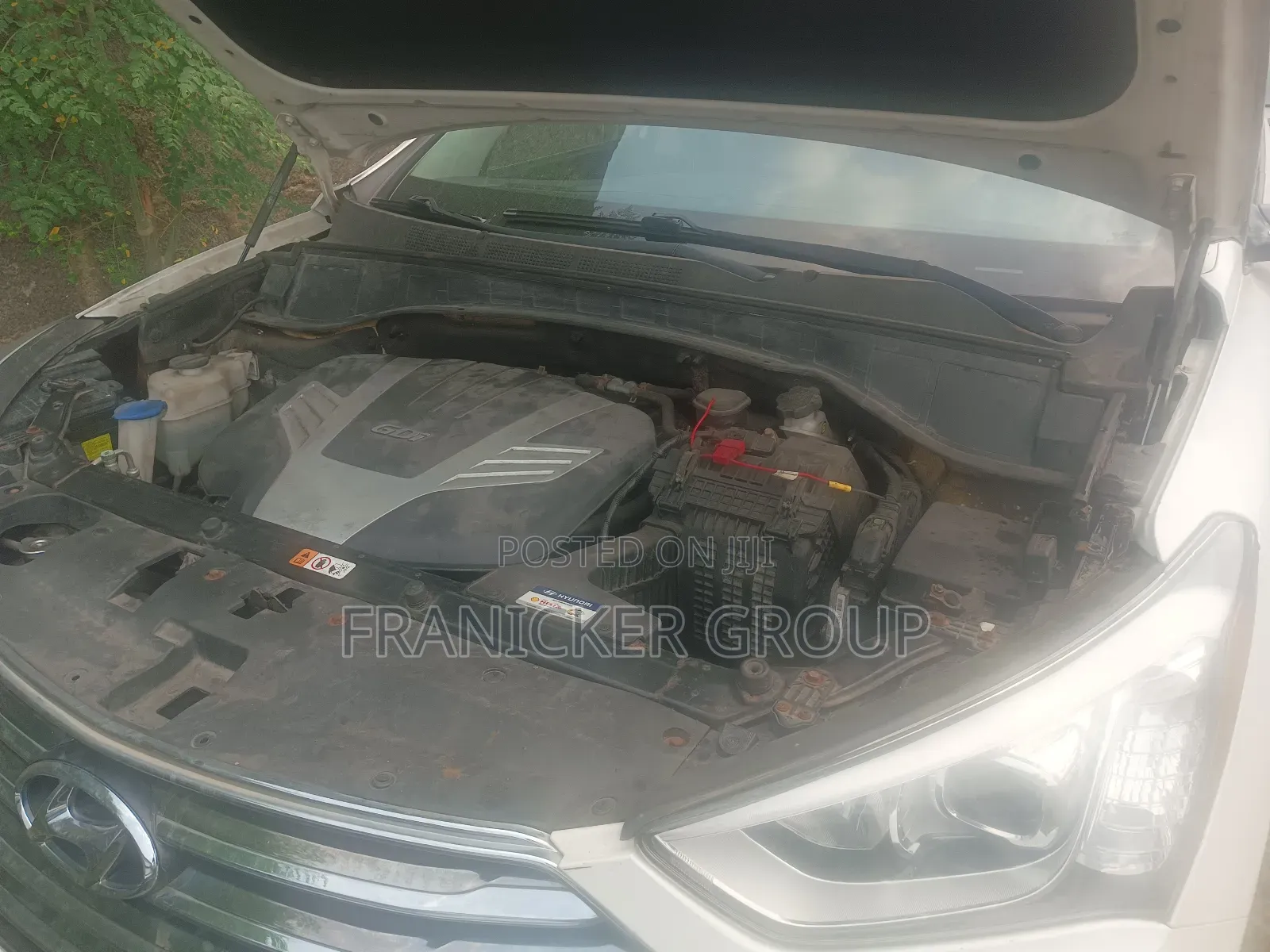Hyundai Santa Fe 2013 White