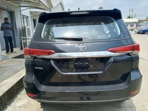 New Toyota Fortuner 2024 Black
