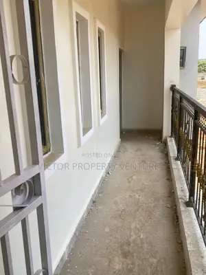 3bdrm Block of Flats in Kubwa for rent