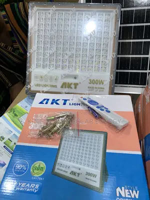 300w Akt Solar Flood Light With Solar Panel