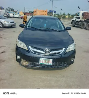 Toyota Corolla 2012 Blue