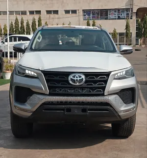 New Toyota Fortuner 2024 Silver
