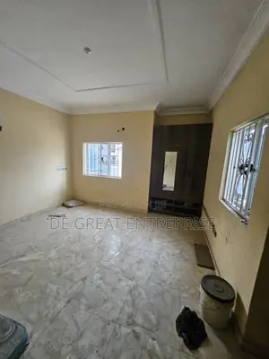 3bdrm Block of Flats in Private, Galadimawa for rent