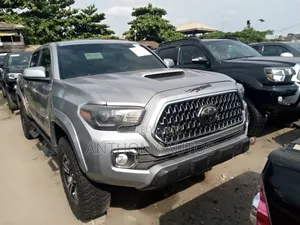 Toyota Tacoma Limited 2018 Silver