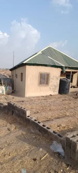 2bdrm Bungalow in Judu Community Lugbe, FHA for sale