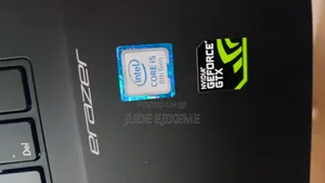 Laptop Medion Erazer P7647 16GB Intel Core i5 HDD+SSD 256GB