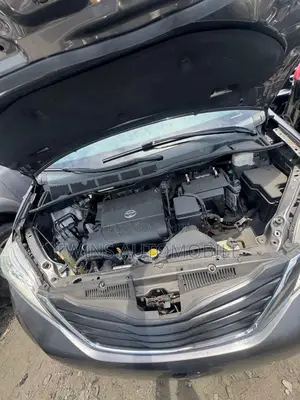 Toyota Sienna Limited AWD 7-Passenger 2013 Gray