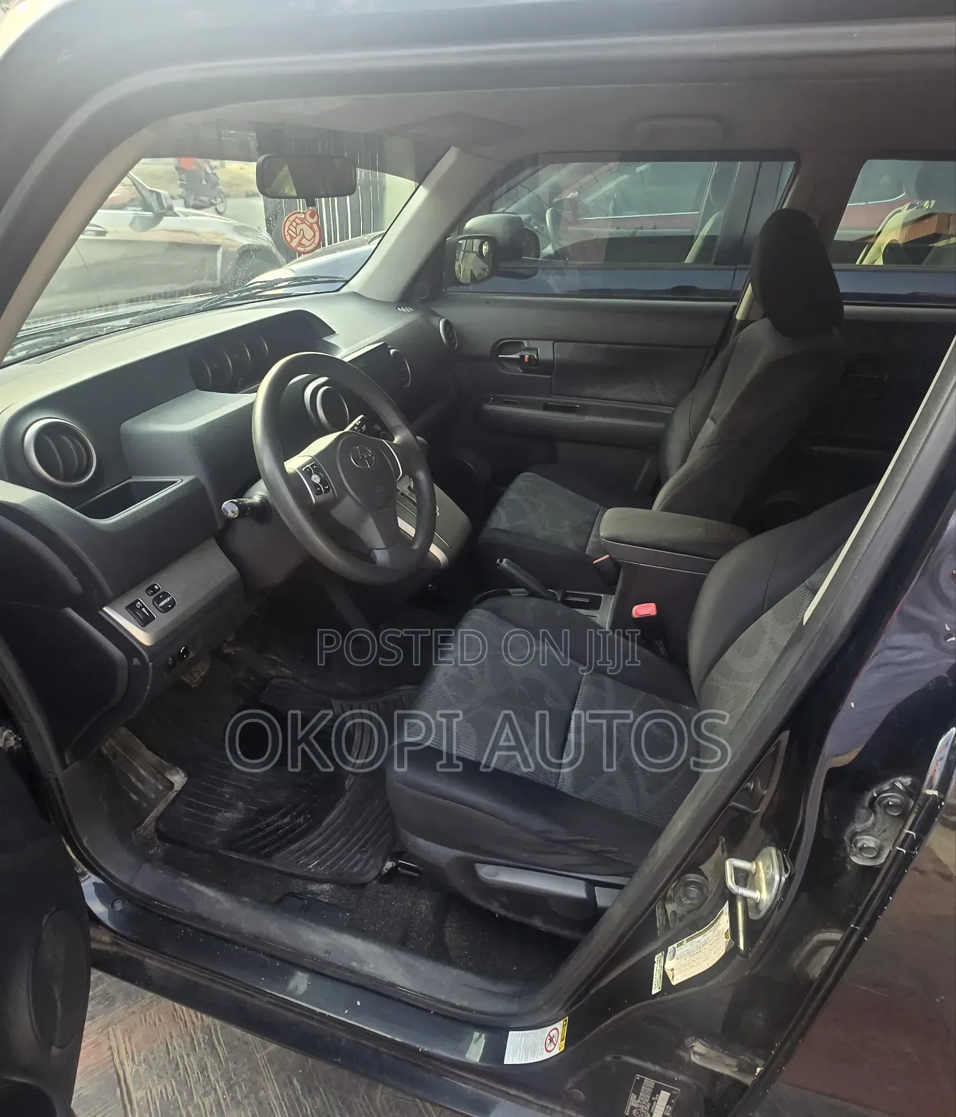 Scion xB Base 2012 Black