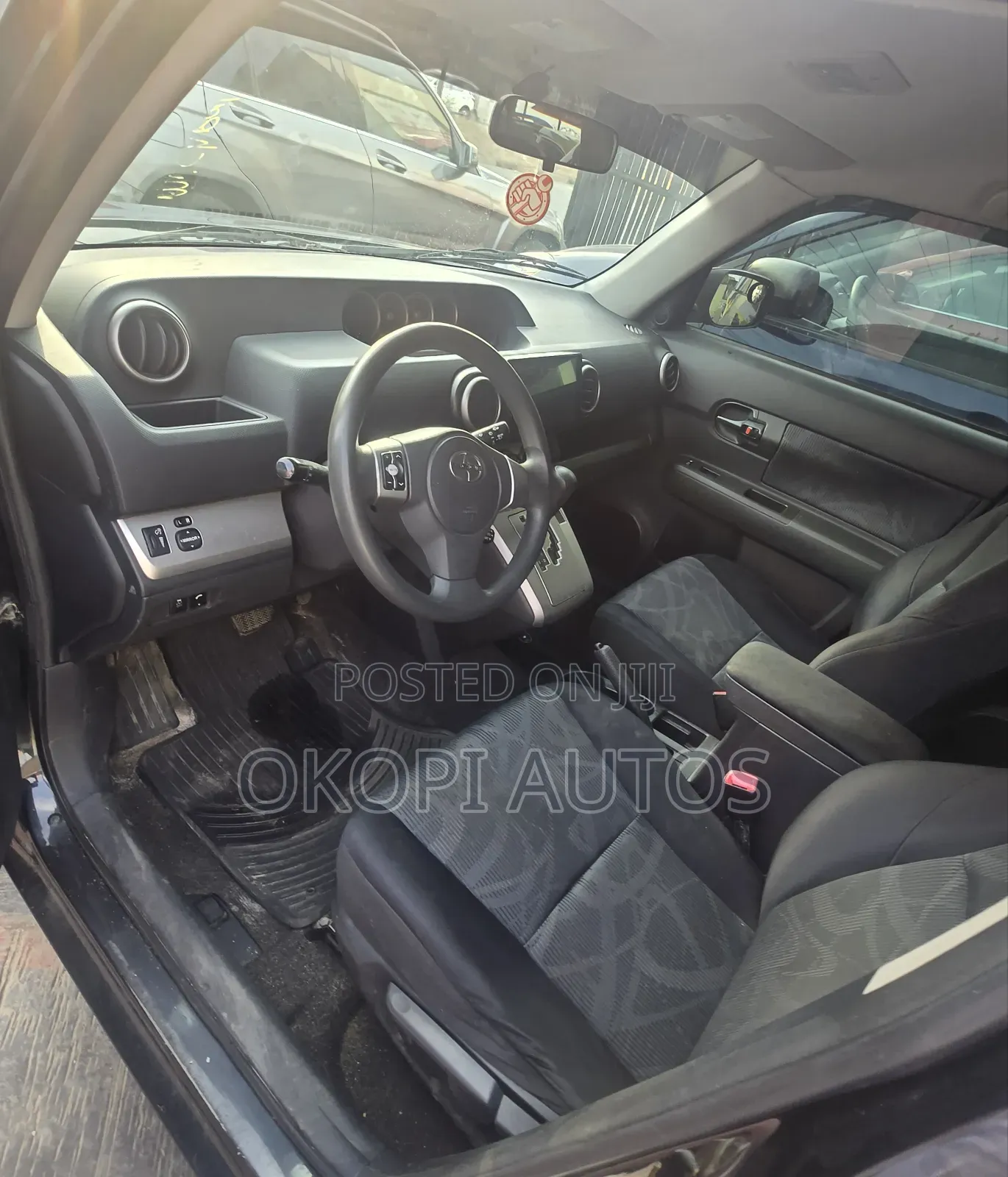 Scion xB Base 2012 Black