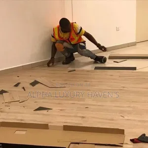 Laminate SPC Wooden Floor