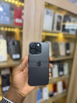 Apple iPhone 16 Pro 128 GB Black