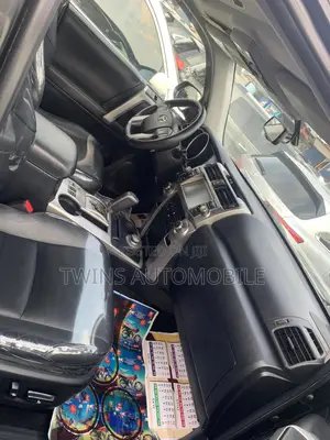 Toyota 4-Runner Limited 4dr SUV 4WD (4.0L 6cyl 5A) 2015 Black
