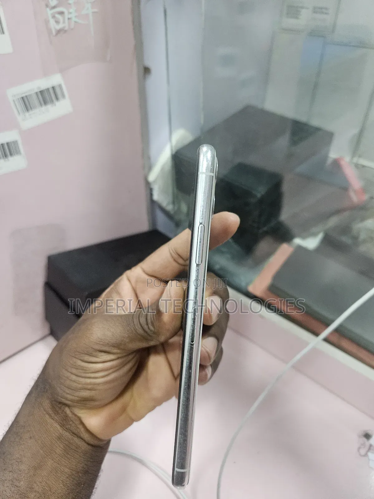 Apple iPhone 11 Pro Max 64 GB White