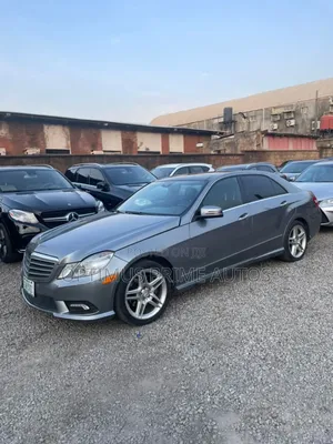 Mercedes-Benz E350 Base 4Matic Sedan AWD (3.5L 6cyl 7A) 2010 Gray