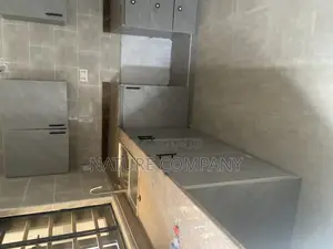 3bdrm Block of Flats in Olowora, Kosofe for rent