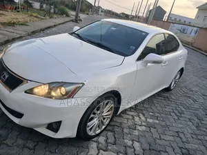 Lexus IS 250 Automatic 2012 White