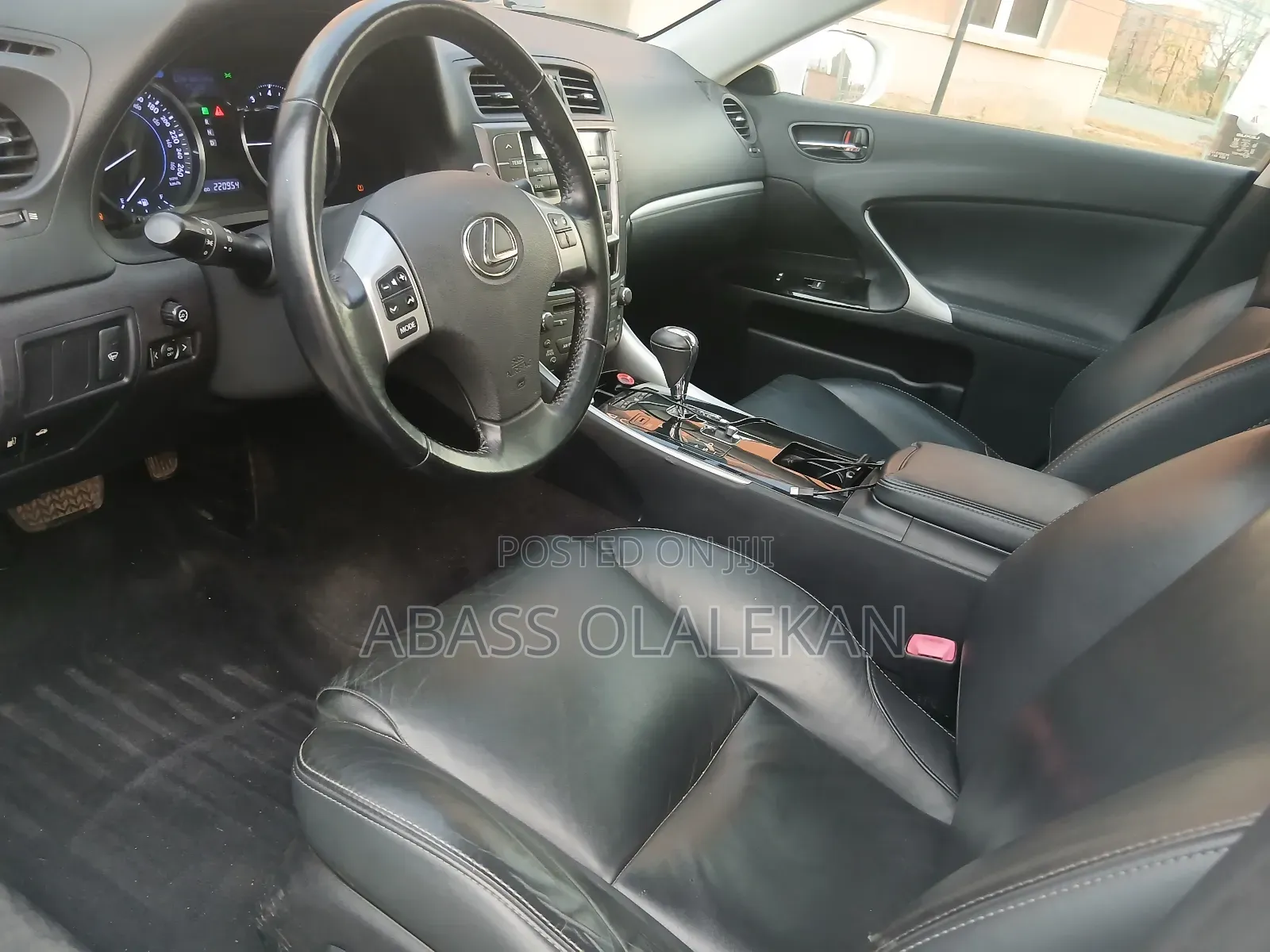 Lexus IS 250 Automatic 2012 White
