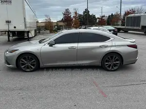 Lexus ES 350 F Sport FWD 2019 Gold