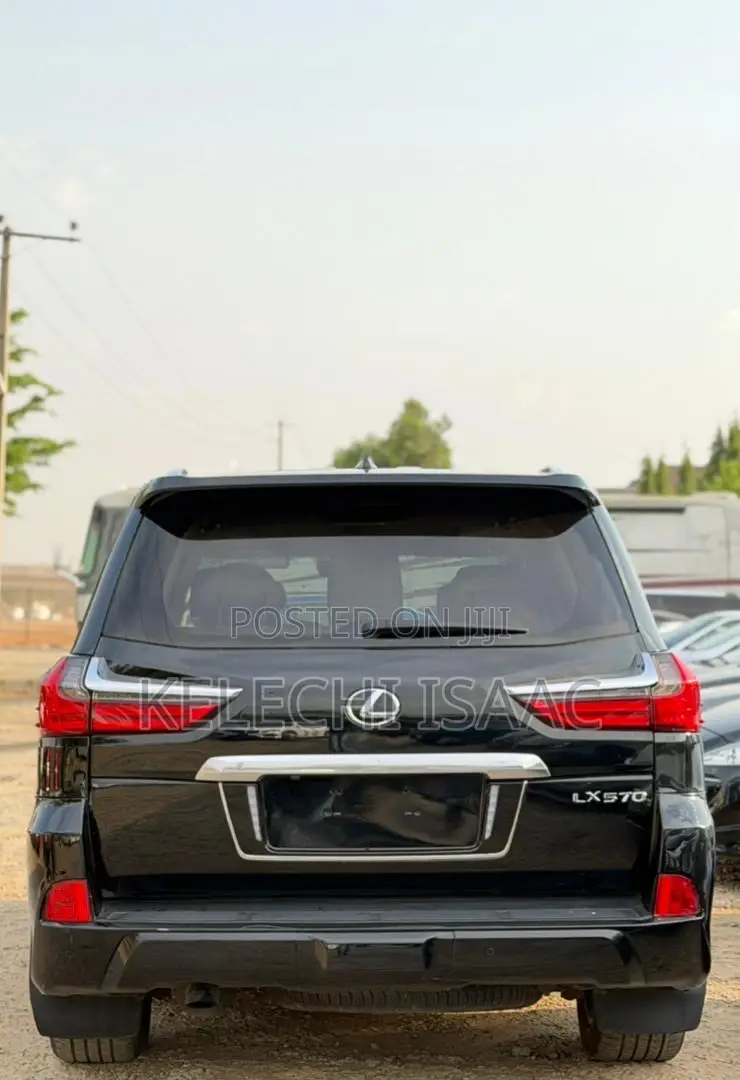 Lexus LX 570 AWD 2016 Black