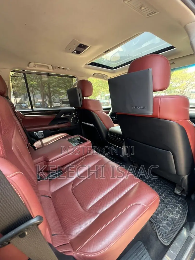 Lexus LX 570 AWD 2016 Black