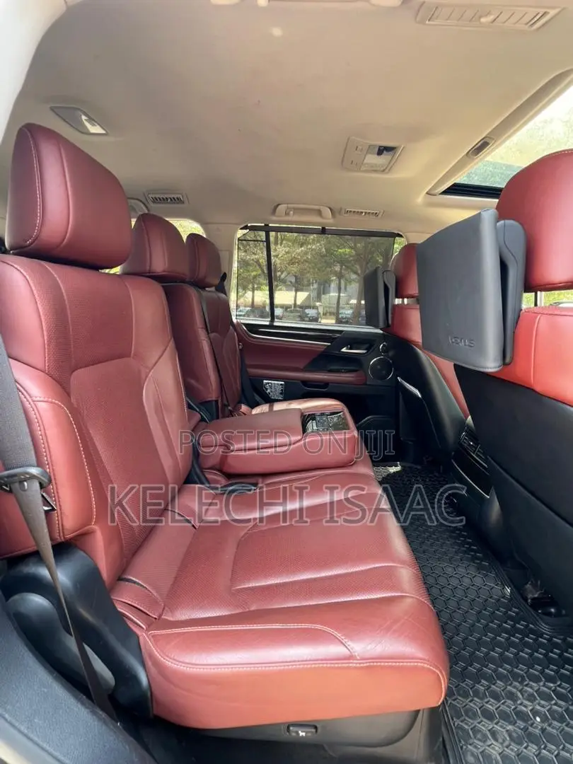 Lexus LX 570 AWD 2016 Black
