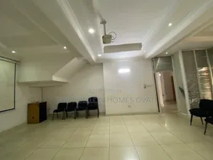 5bdrm Duplex in Lekki Phase 1 for rent