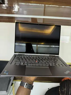 Laptop Lenovo ThinkPad X1 Yoga Gen 8 16GB Intel Core i7 SSD 256GB