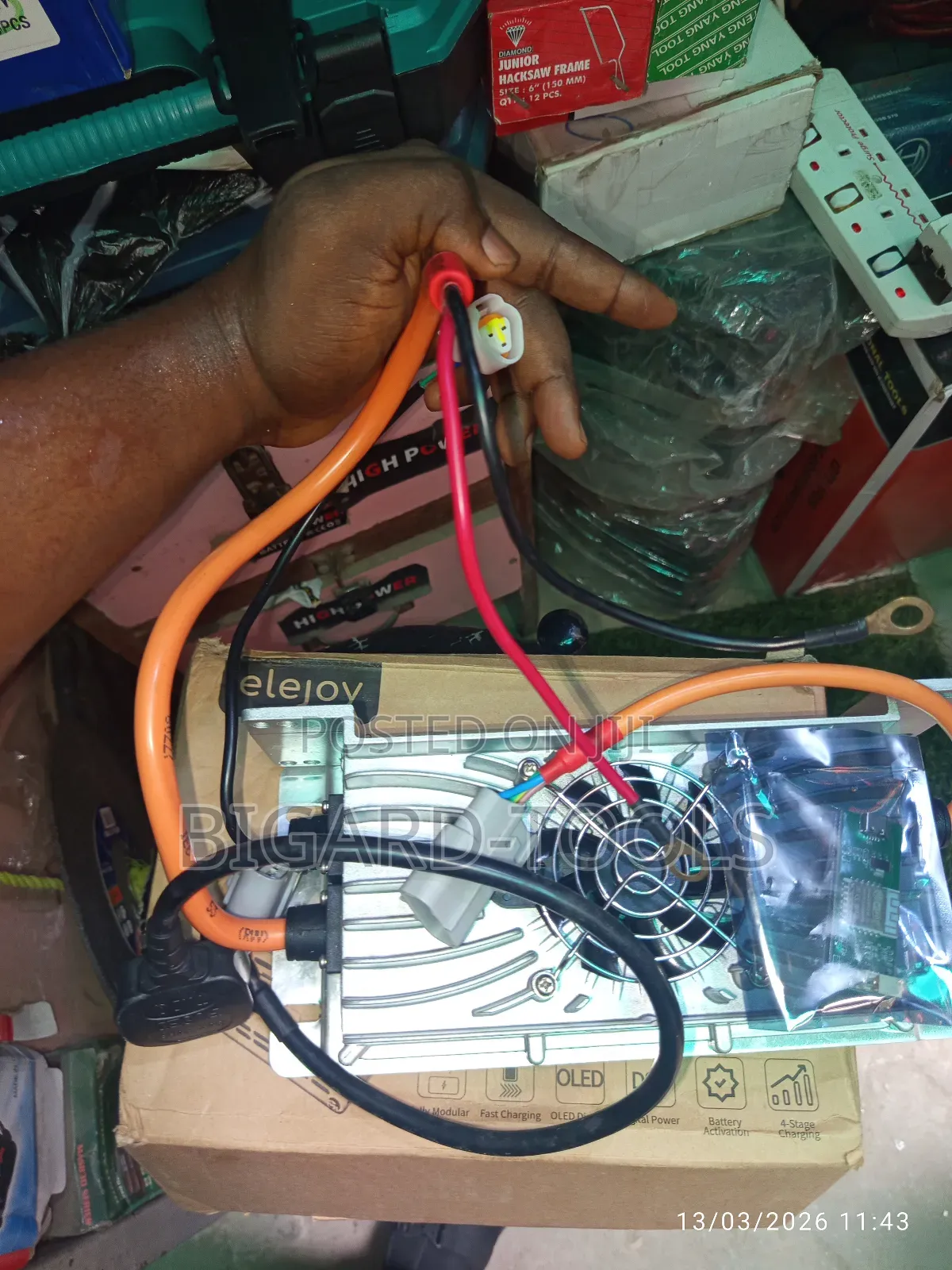Digital Battery Charger