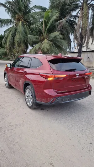 Toyota Highlander Limited AWD 2020 Red