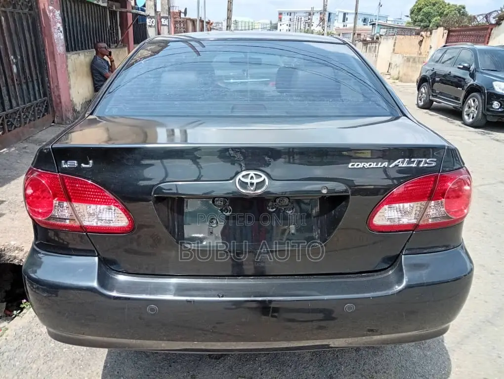 Toyota Corolla 2006 Black