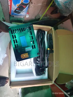 Digital Battery Charger