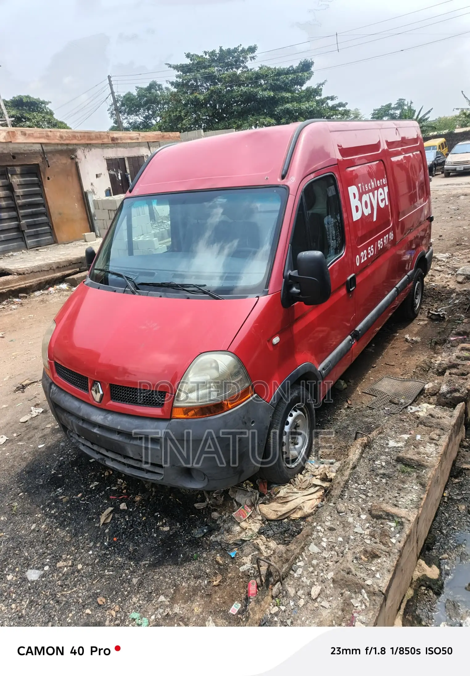 Renault Master 2009 Red