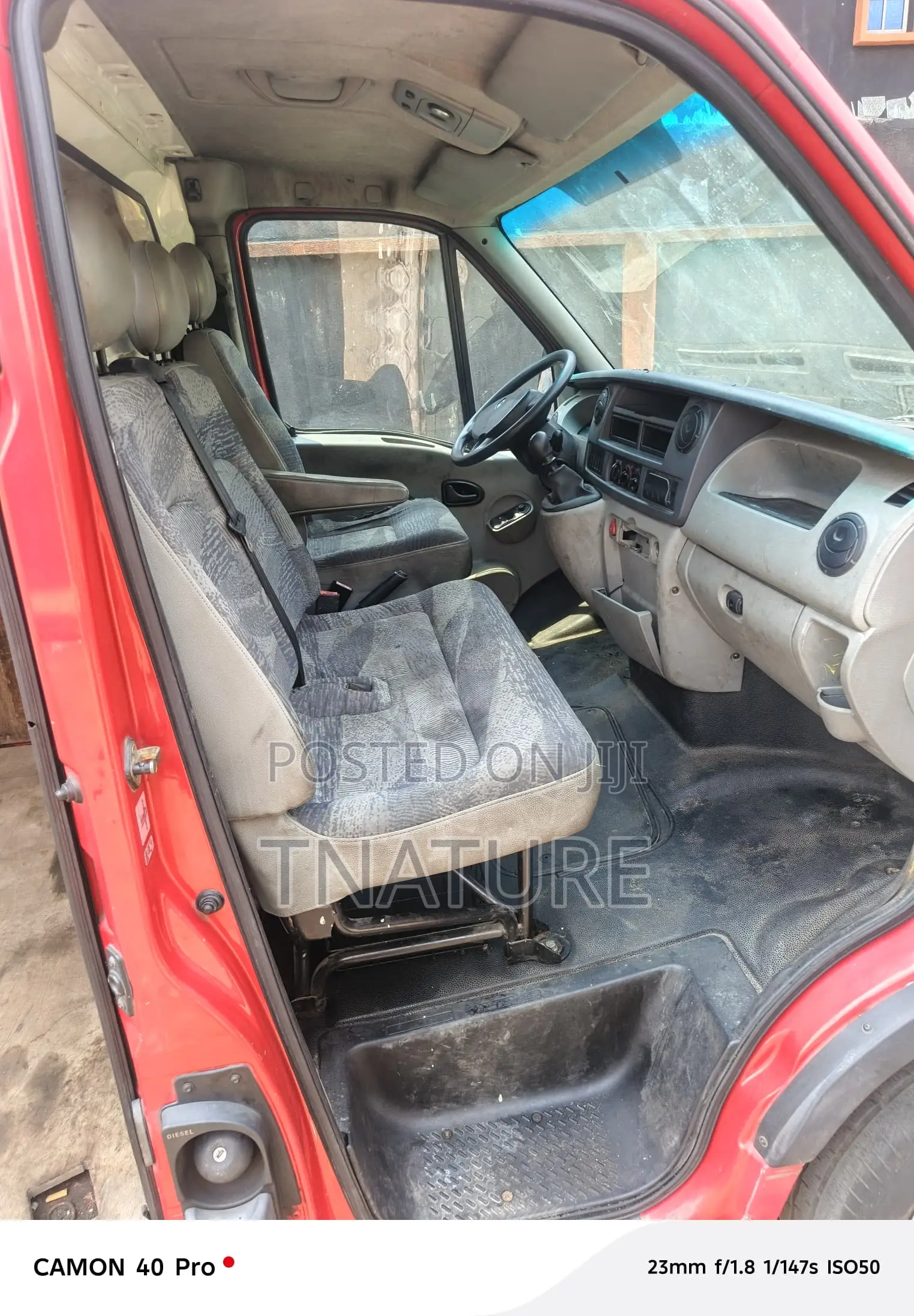 Renault Master 2009 Red