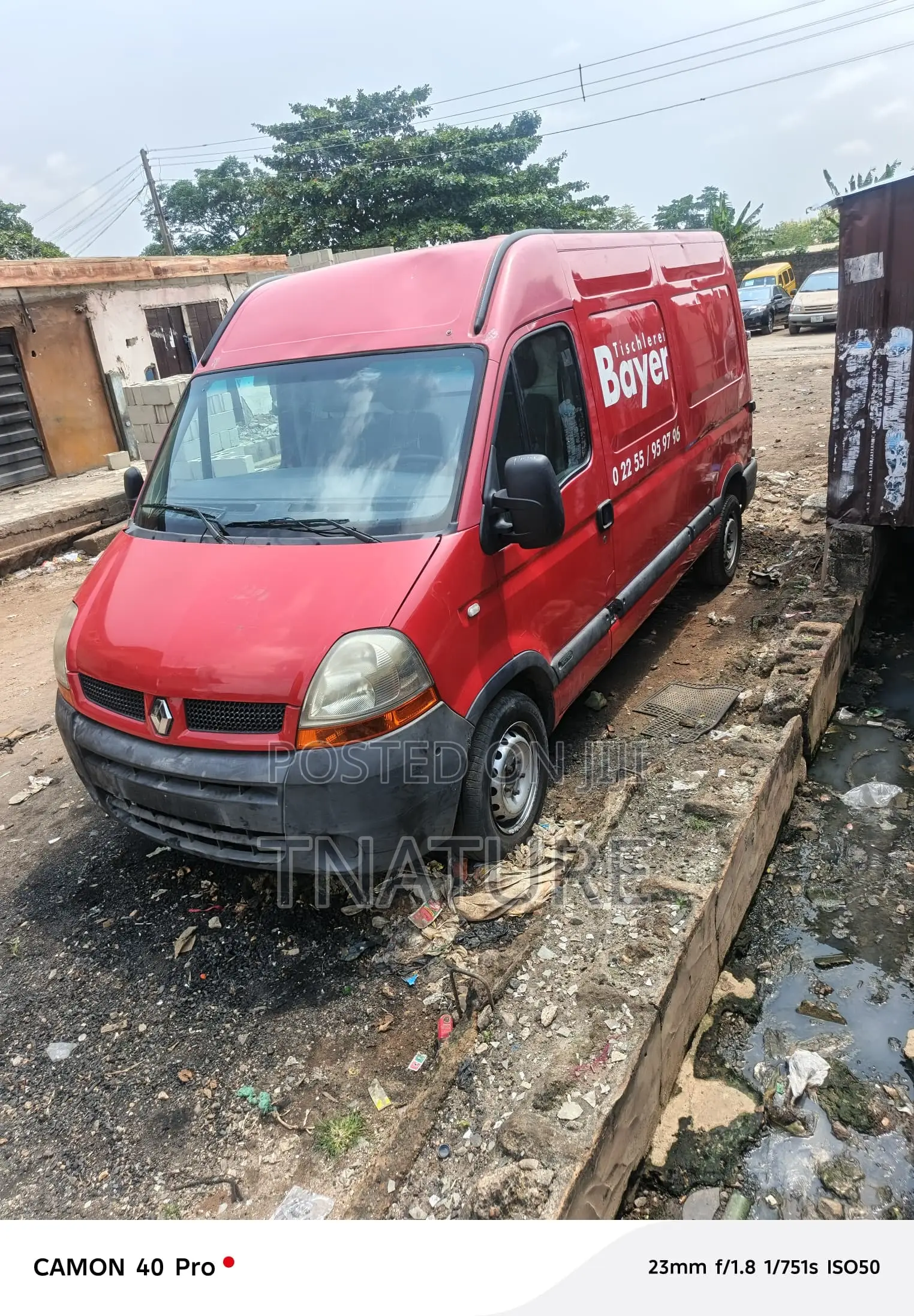 Renault Master 2009 Red