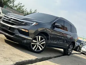 Honda Pilot 2017 Gray