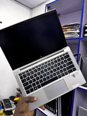 Laptop HP EliteBook 830 G7 16GB Intel Core i5 SSD 512GB