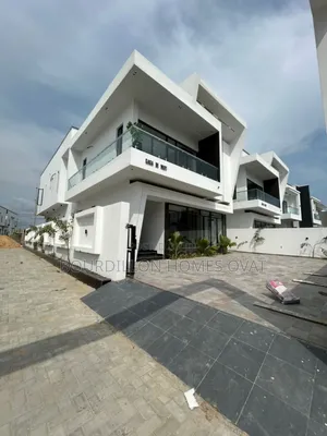 5bdrm Duplex in Lekki Palm City for sale