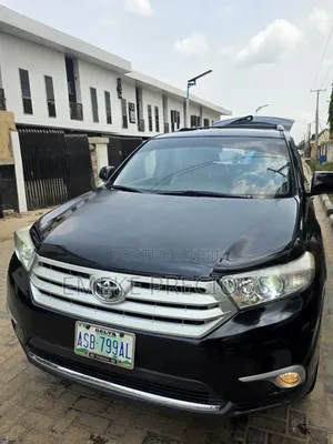 Toyota Highlander Sport 2010 Black