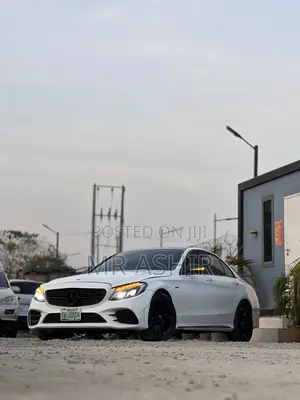 Mercedes-Benz C450 2016 White
