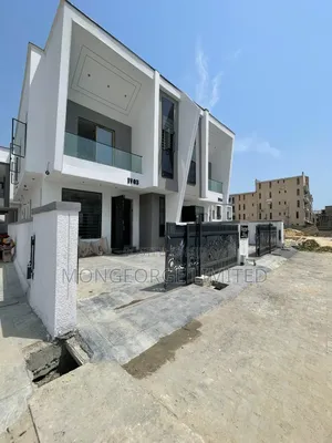 4bdrm Duplex in Ikota for sale