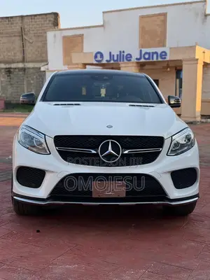 Mercedes-Benz GLE-Class 2016 White