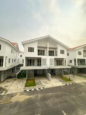 Furnished 5bdrm Duplex in Private Estate for rent