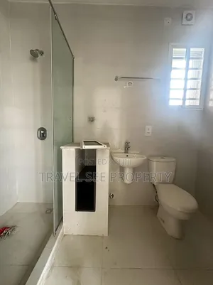 Furnished 5bdrm Duplex in Private Estate for rent