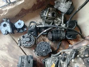 All Type of Engine Parts Mercedes Benz